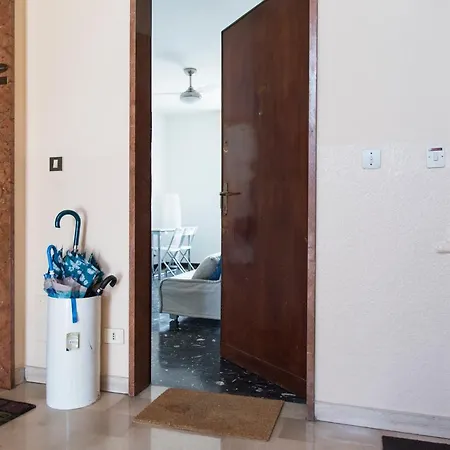 Large Balcony 1 Bedroom